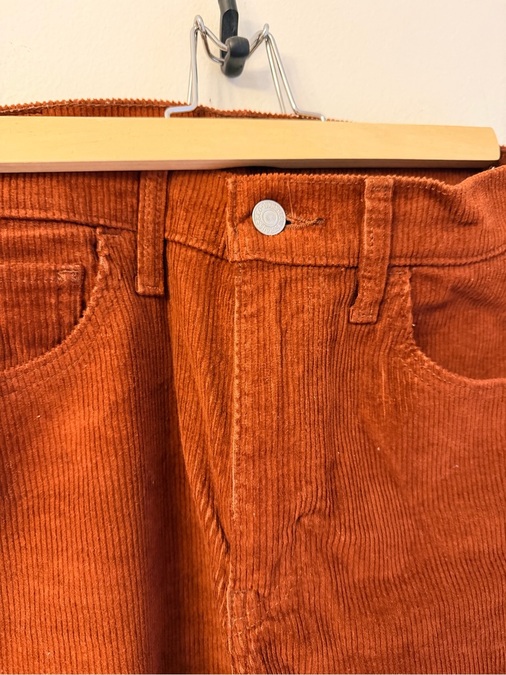 Levi's Rust Orange Corduroy High-Waist Mom Jeans - Picture 5 of 5